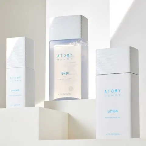 Coffret soins visage homme Atomy avec tonique, essence et lotion hydratants